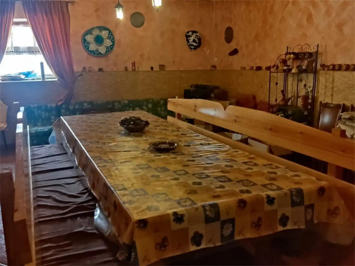 Casa o xalet en venda a Calle Estación, Espinosa de Villagonzalo Menjador de Casa o xalet en venda en Espinosa de Villagonzalo amb Aire condicionat, Calefacció i Jardí privat