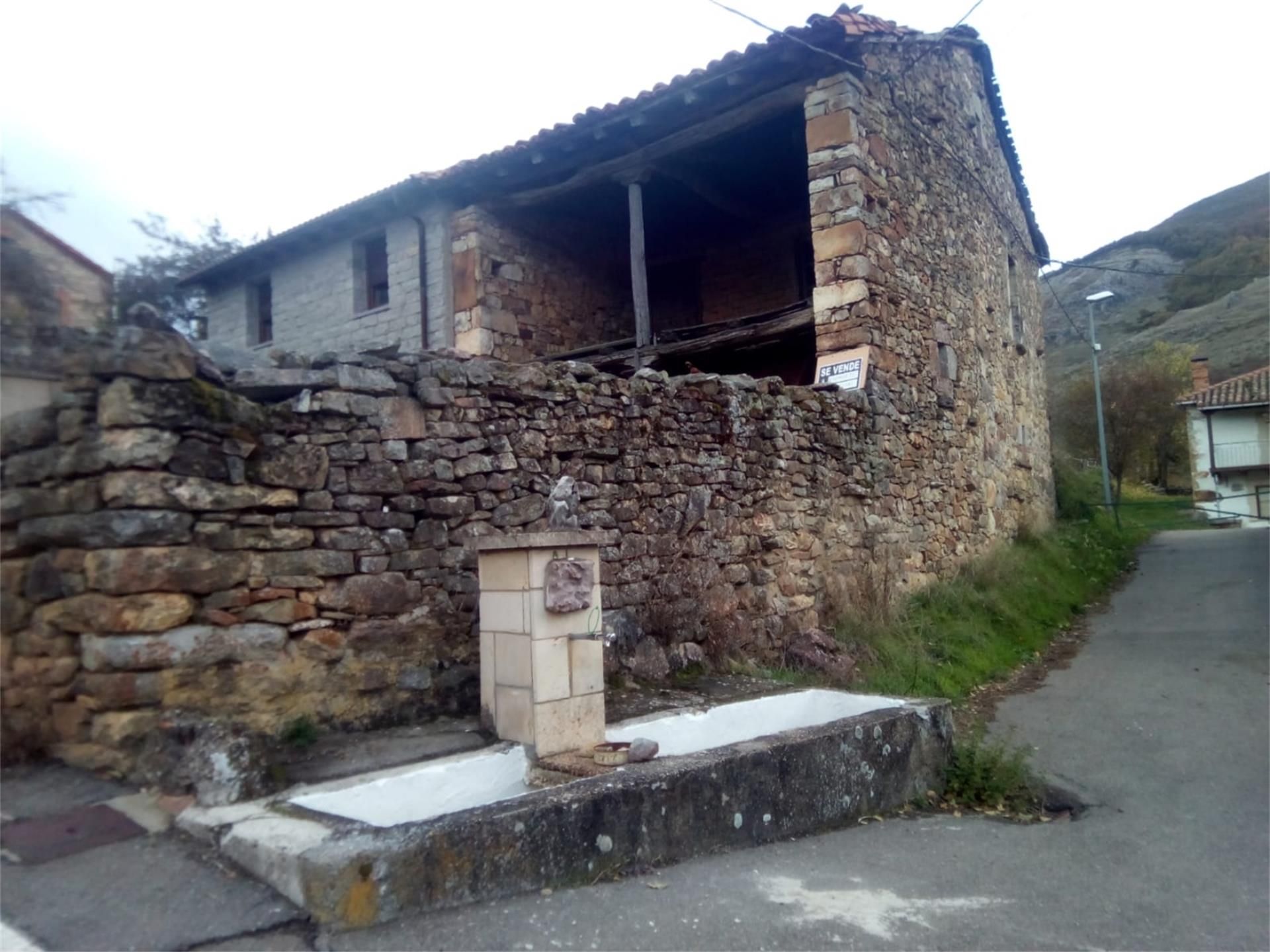 Exterior view of Land for sale in Boñar