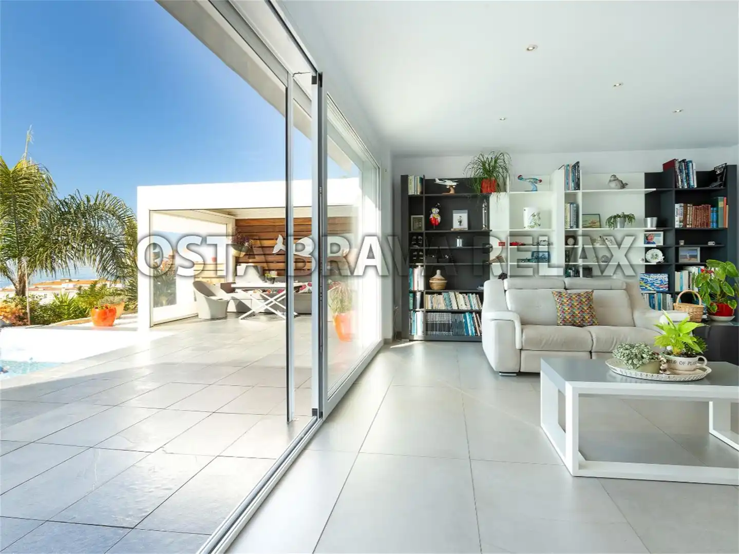 Flat for sale in Carrer d'Antoni Canals, 114, Almadrava - Canyelles - Puig-Rom Exterior view of Flat for sale in Roses with Air Conditioner, Heating and Terrace