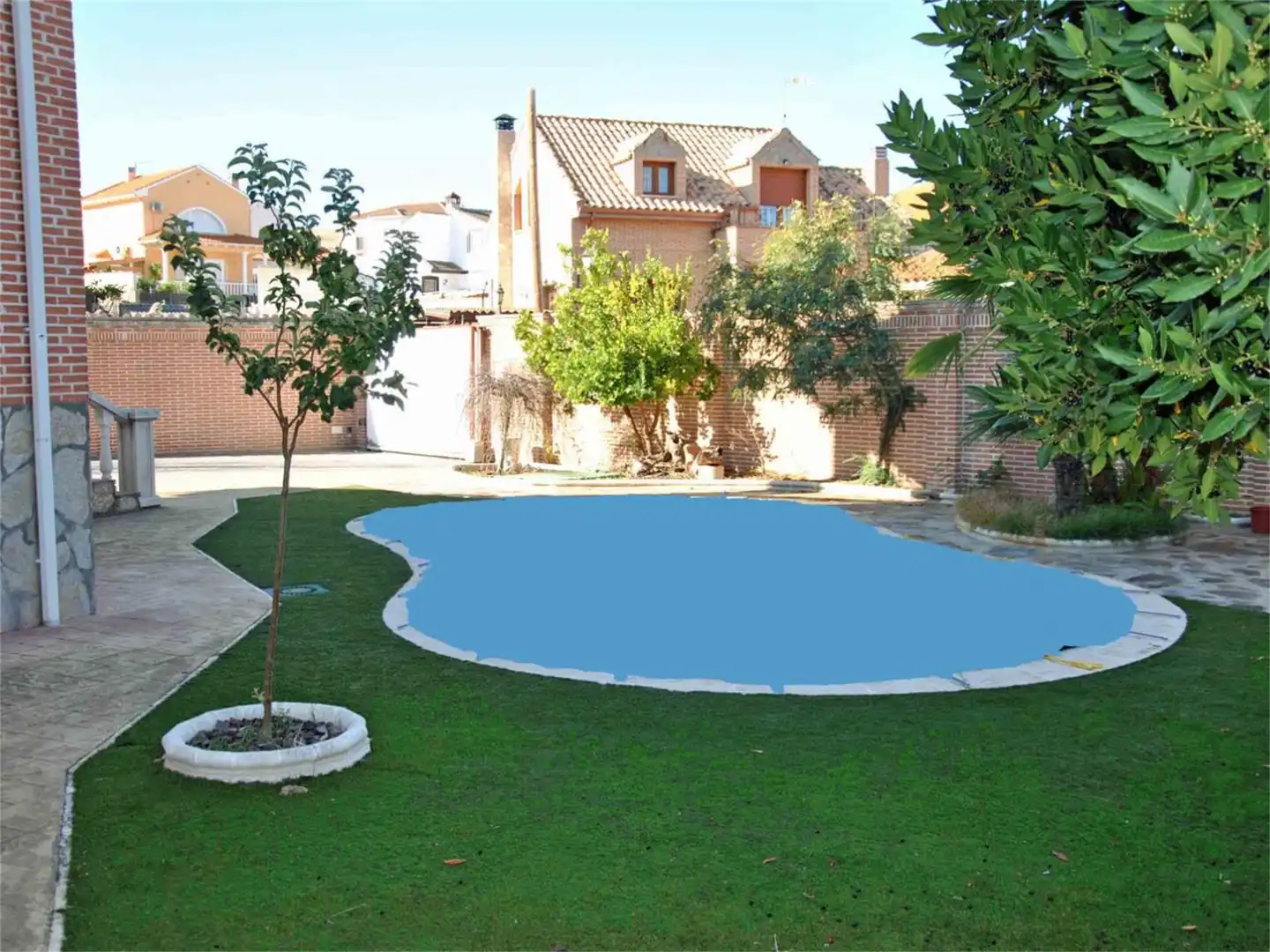Casa o xalet en venda a Callejón Cristo, 3, Belmonte de Tajo Piscina de Casa o xalet en venda en Belmonte de Tajo amb Aire condicionat, Calefacció i Parquet