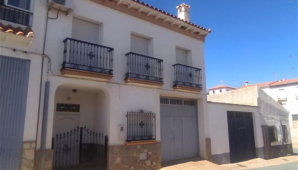 Casa adosada en venta en Calle Barrichillo, 6, Huéneja, Granada - imagen 1 Foto 1 de Casa adosada en venta en Calle Barrichillo, 6, Huéneja, Granada