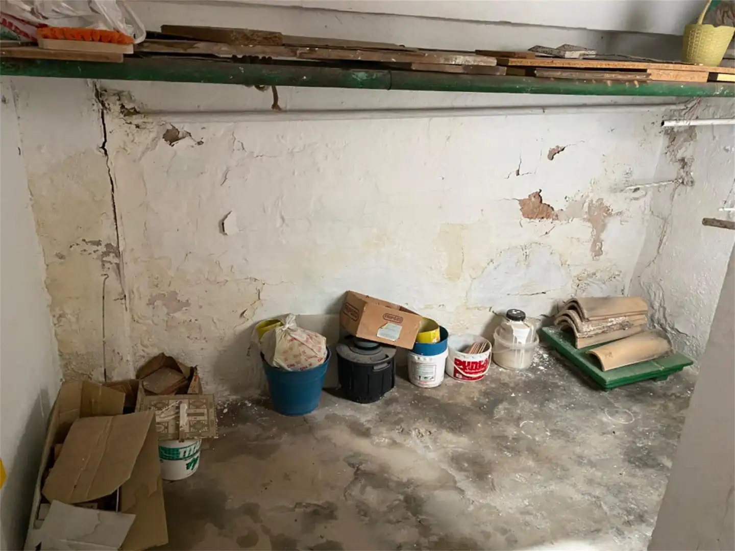 Piso en venta en Rute con Terraza, Trastero y Amueblado