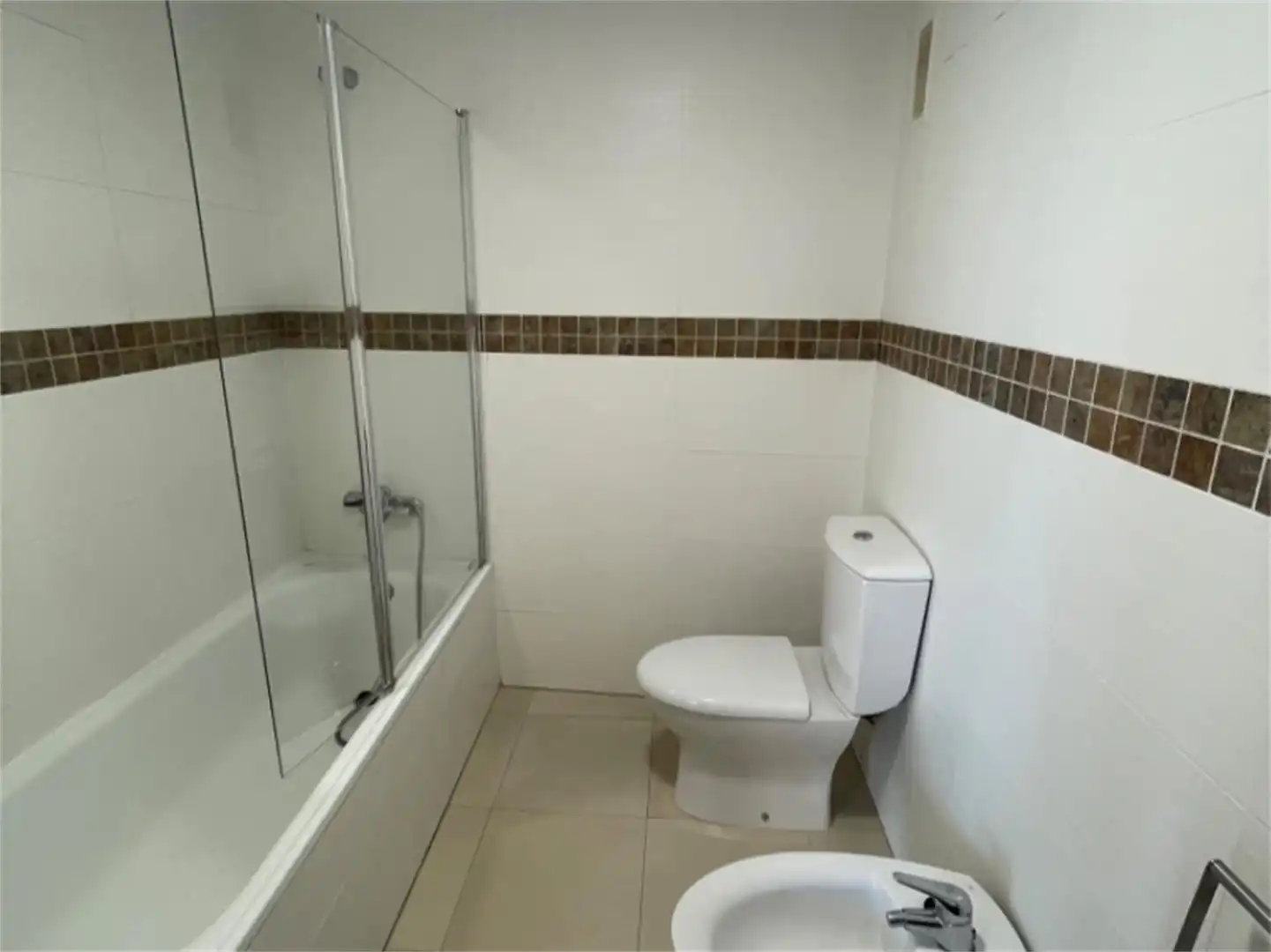 Bathroom of Attic for sale in Benidorm  with Air Conditioner, Terrace and Swimming Pool