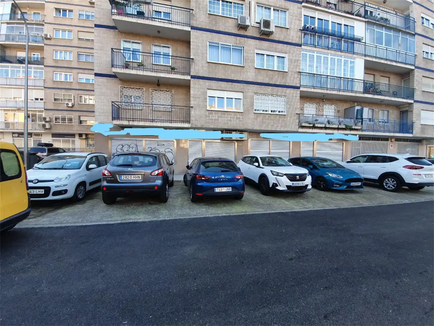 Parking de Local de alquiler en  Madrid Capital con Aire acondicionado y Calefacción