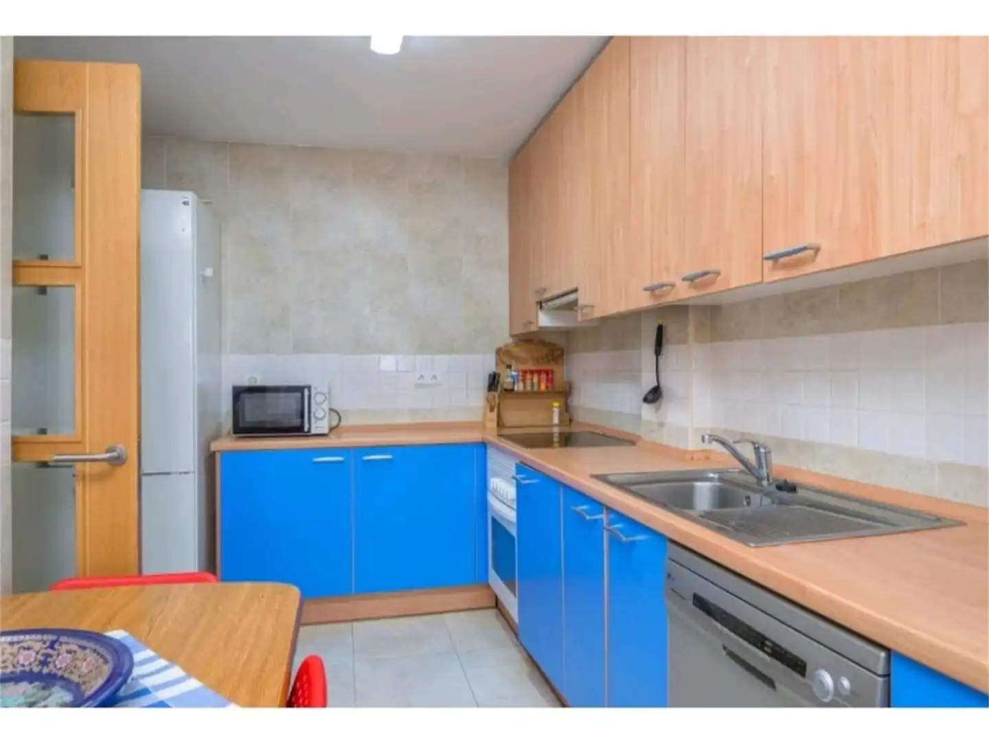 Casa o xalet en venda a Calle el Cercado, Benahavís pueblo Cuina de Casa o xalet en venda en Benahavís amb Aire condicionat, Terrassa i Piscina