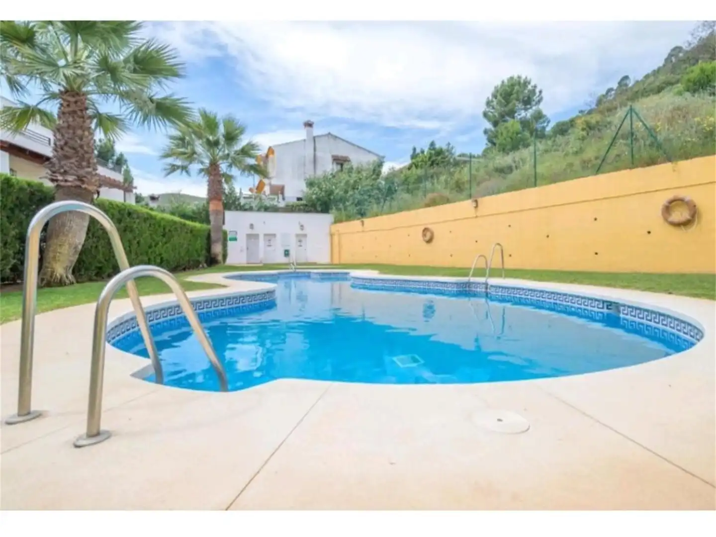 Casa o xalet en venda a Calle el Cercado, Benahavís pueblo Jardí de Casa o xalet en venda en Benahavís amb Aire condicionat, Terrassa i Piscina
