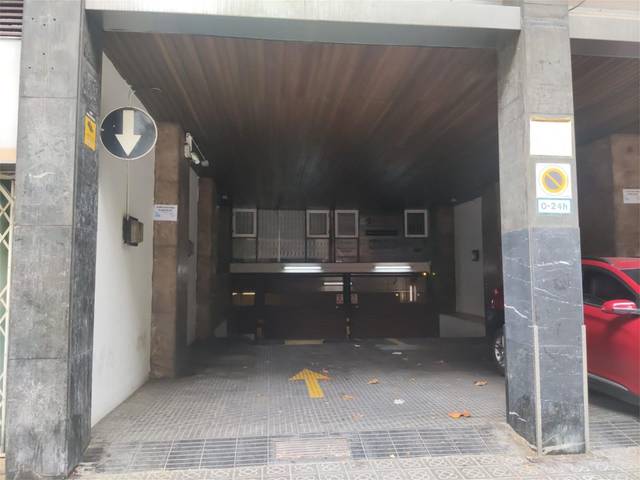 Garaje en Alquiler en Carrer de Villarroel en L'Antiga Esquerra de l'Eixample