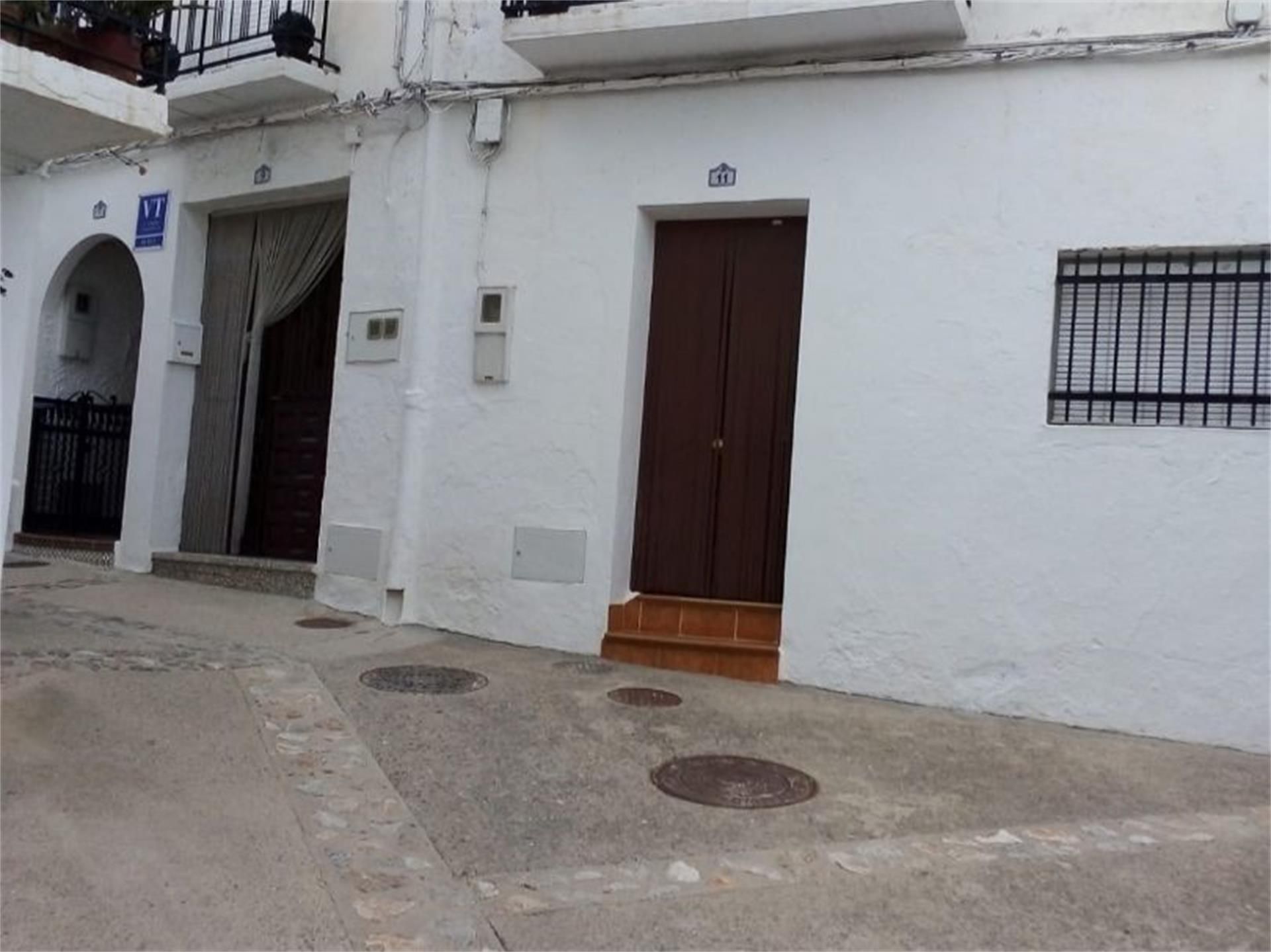 Vista exterior de Pis en venda en Lobras amb Terrassa i Balcó