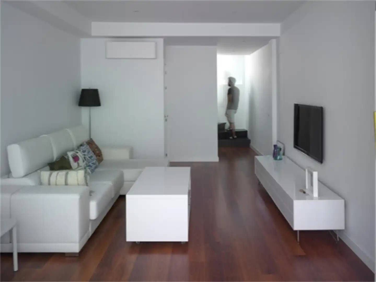 Sala d'estar de Casa adosada en venda en Alcalá de Guadaira amb Aire condicionat i Terrassa