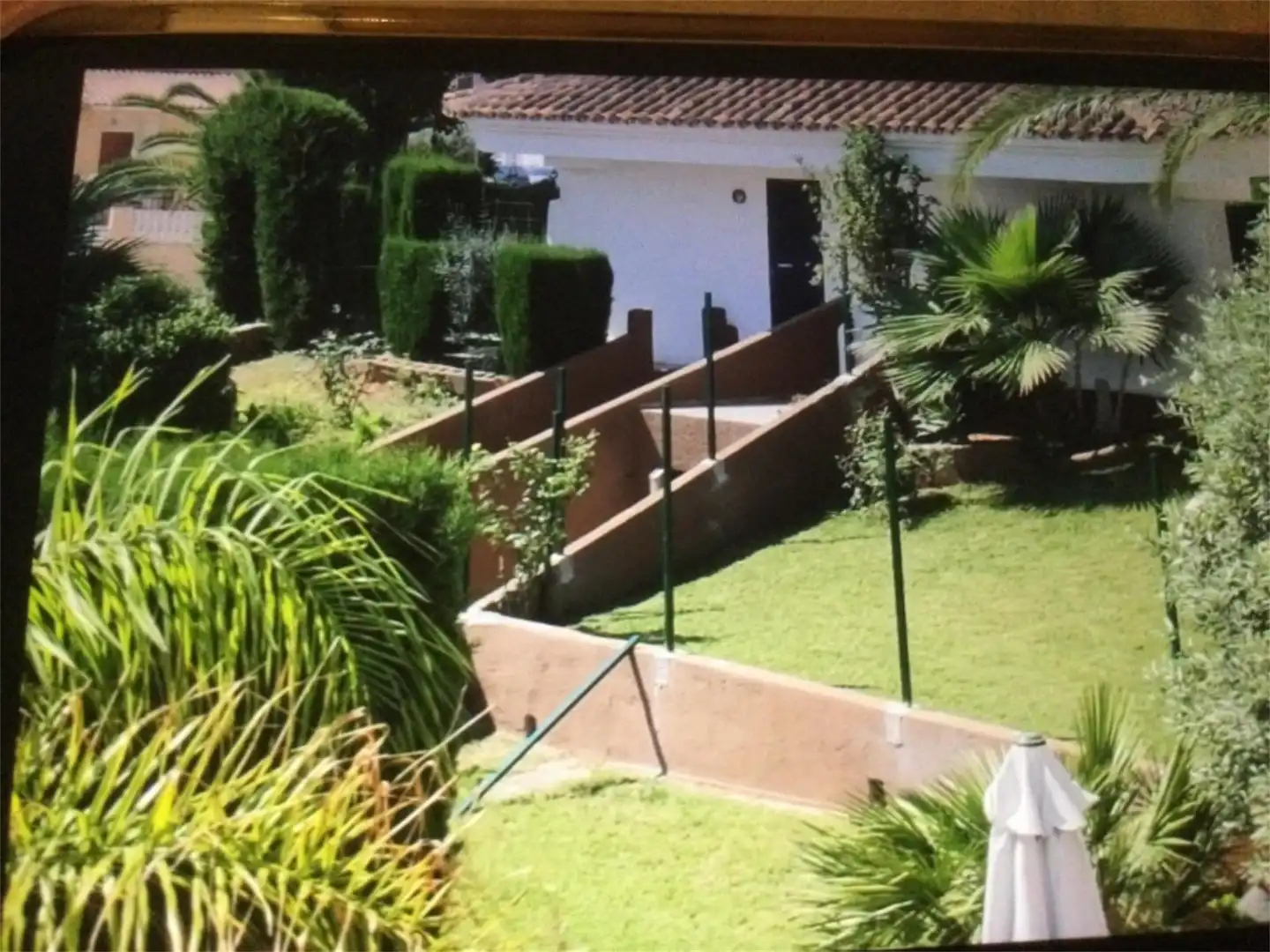 Casa adosada en venta en Urbanización Calpe Park, Benicolada - Las Adelfas Jardín de Casa adosada en venta en Calpe / Calp