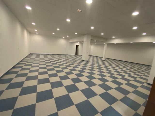 Local comercial en Alquiler en Calle La Vega, 46 en Las Lomas