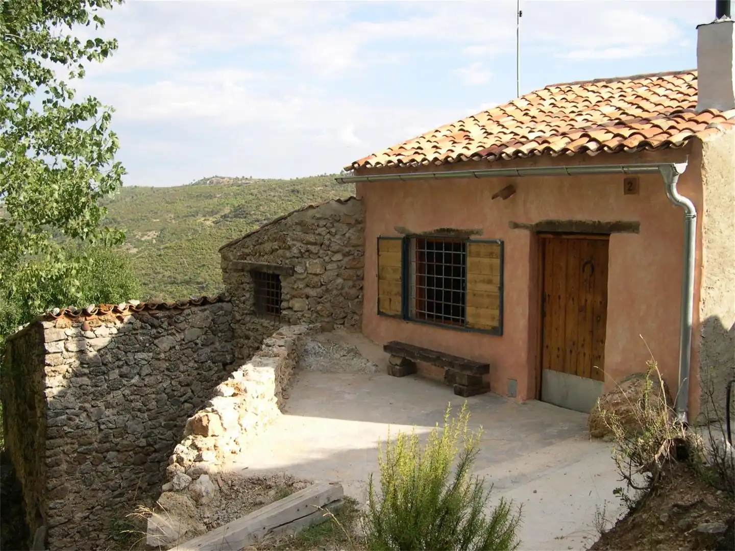 Finca rústica en venta en A-11, Yeste Vista exterior de Finca rústica en venta en Yeste con Calefacción, Jardín privado y Terraza