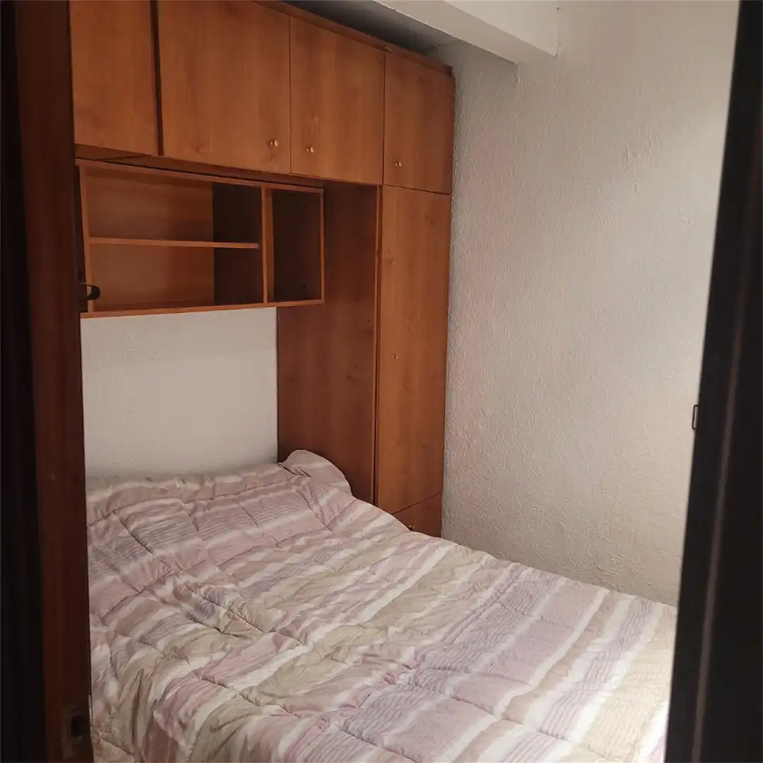 Bedroom of Flat for share in Laredo  with Furnished, Washing machine and Microwave