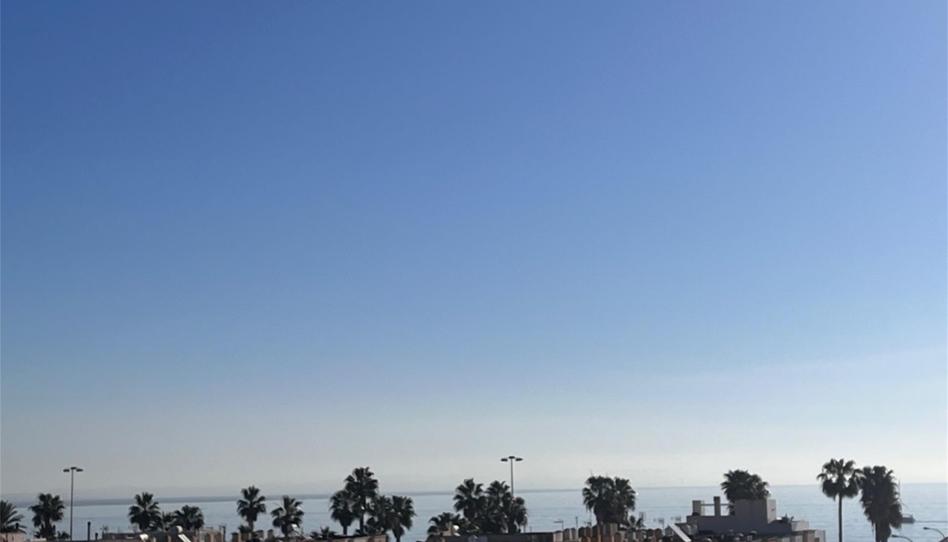 Piso en venta en Avenida Perú, Roquetas Pueblo, Almería - imagen 1 Foto 1 de Piso en venta en Avenida Perú, Roquetas Pueblo, Almería