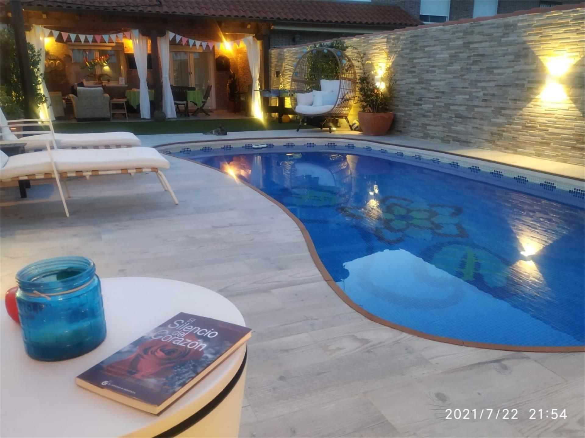 Swimming pool of Single-family semi-detached for sale in Las Ventas de Retamosa  with Air Conditioner, Swimming Pool and Balcony