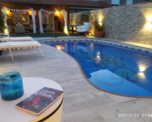 Swimming pool of Single-family semi-detached for sale in Las Ventas de Retamosa  with Air Conditioner, Heating and Private garden