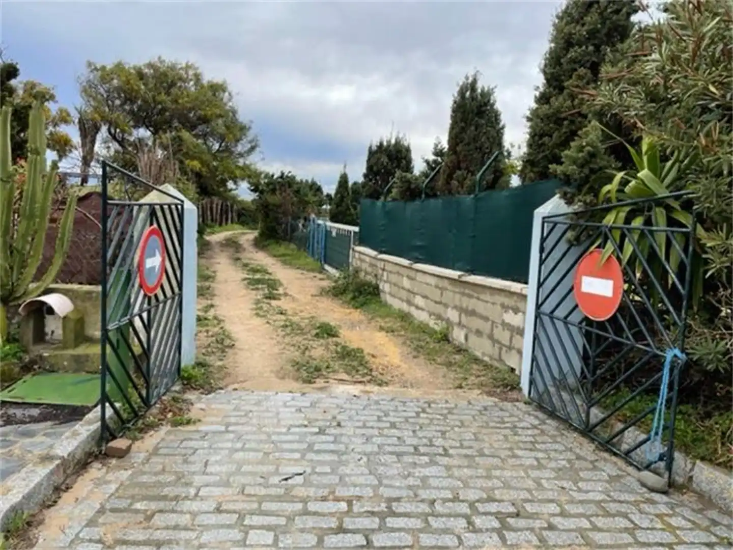Piso en venta en Tarifa ciudad Vista exterior de Piso en venta en Tarifa con Aire acondicionado, Calefacción y Jardín privado