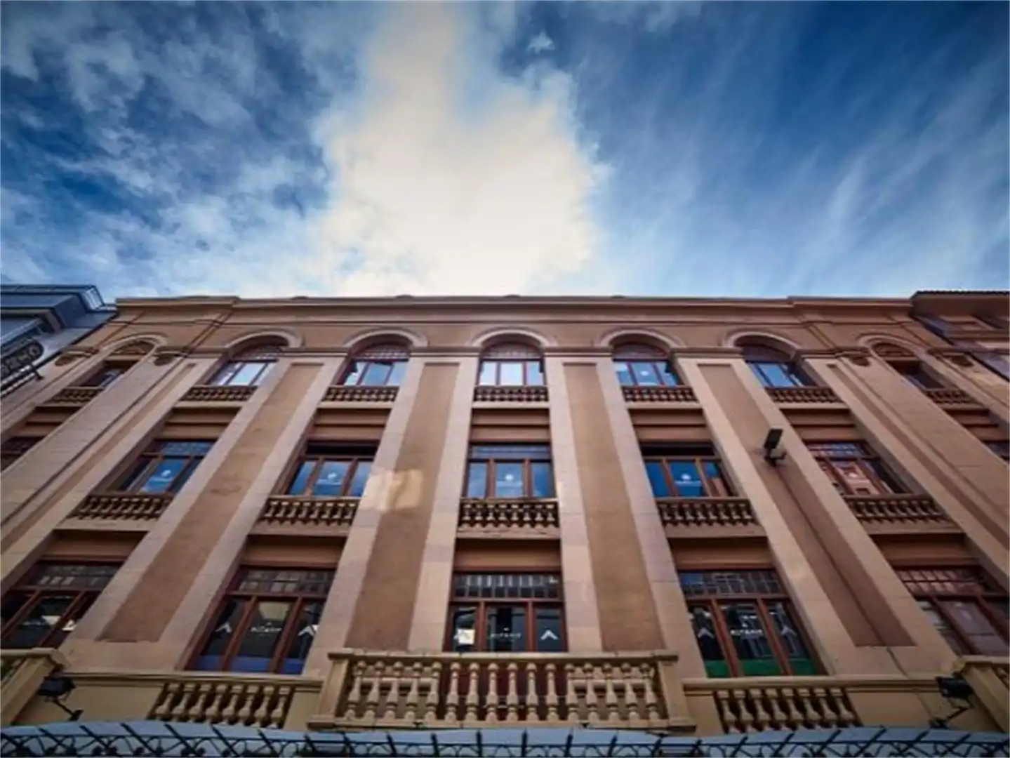 Oficina de lloguer a Calle del Colegio de San Prudencio, 6, Casco Viejo Vista exterior de Oficina de lloguer en Vitoria - Gasteiz