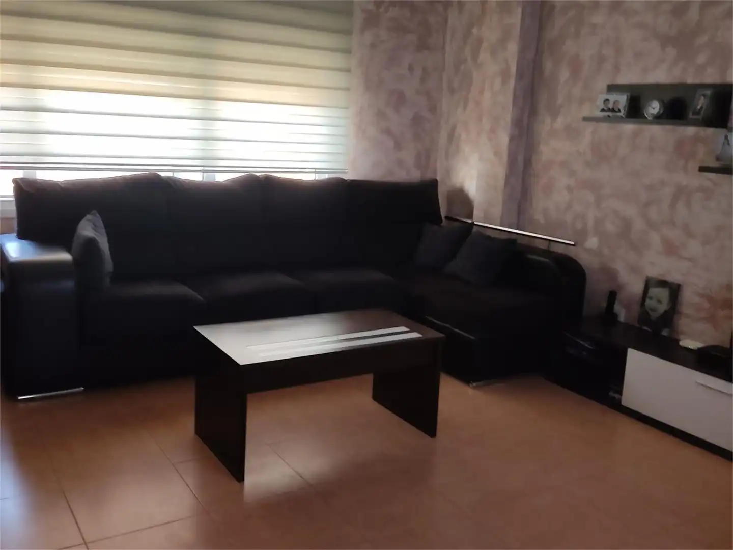 Casa adosada en venda a Carrer del Poeta Machado, 9, Cassà de la Selva Sala d'estar de Casa adosada en venda en Cassà de la Selva amb Terrassa i Balcó