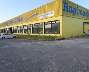 Vista exterior de Nau industrial en venda en Ribadeo