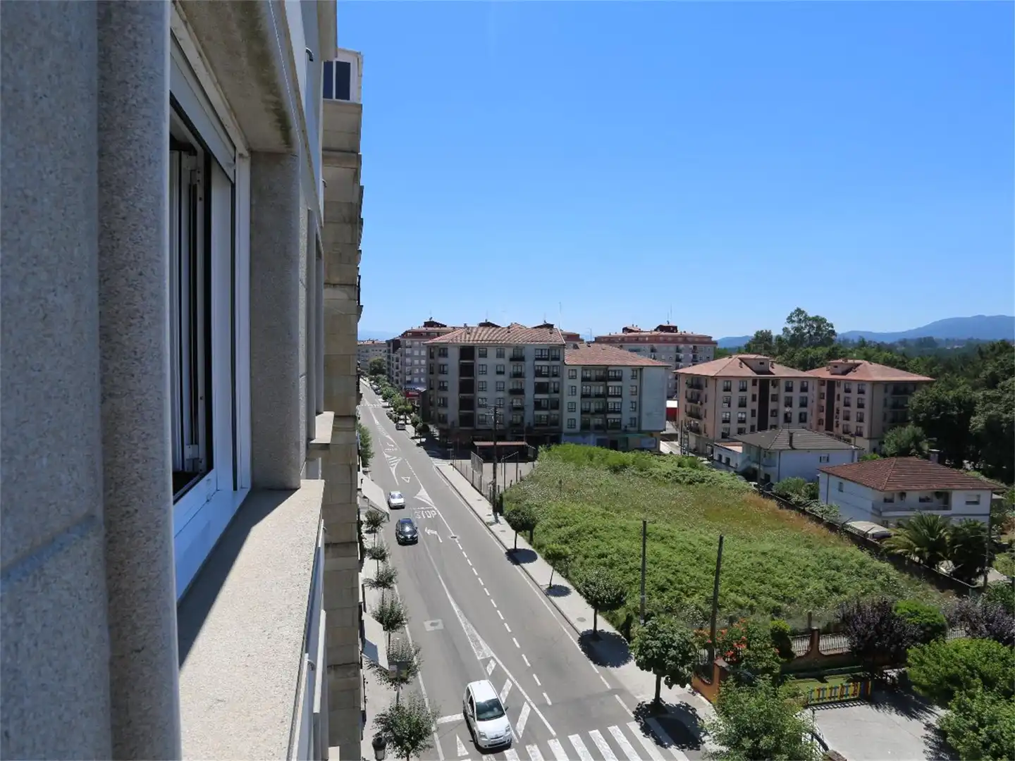 Garaje en venta en Avenida de Castelao, Ponteareas Vista exterior de Garaje en venta en Ponteareas
