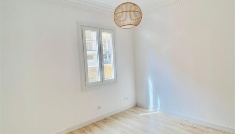 Foto 1 de Pis de lloguer a Rúa Alameda, Ensanche, A Coruña