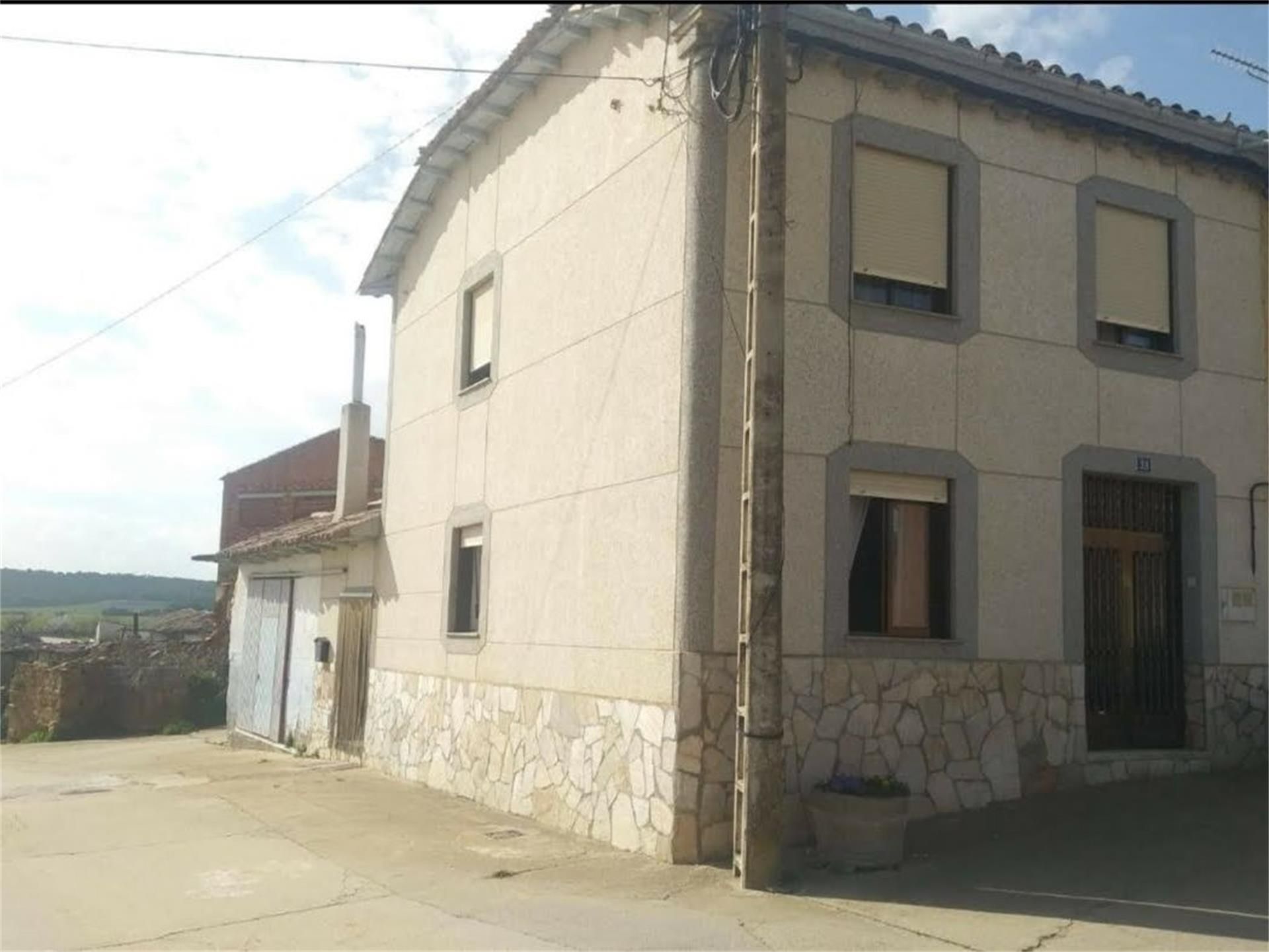 Vista exterior de Casa adosada en venda en Fuente Encalada