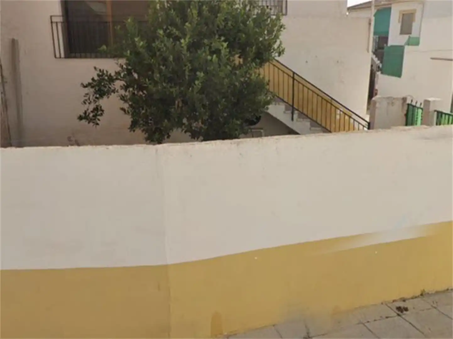 Casa o xalet en venda a Calle Doña Luisa Villanova, Polideportivo Vista exterior de Casa o xalet en venda en Alhendín amb Terrassa