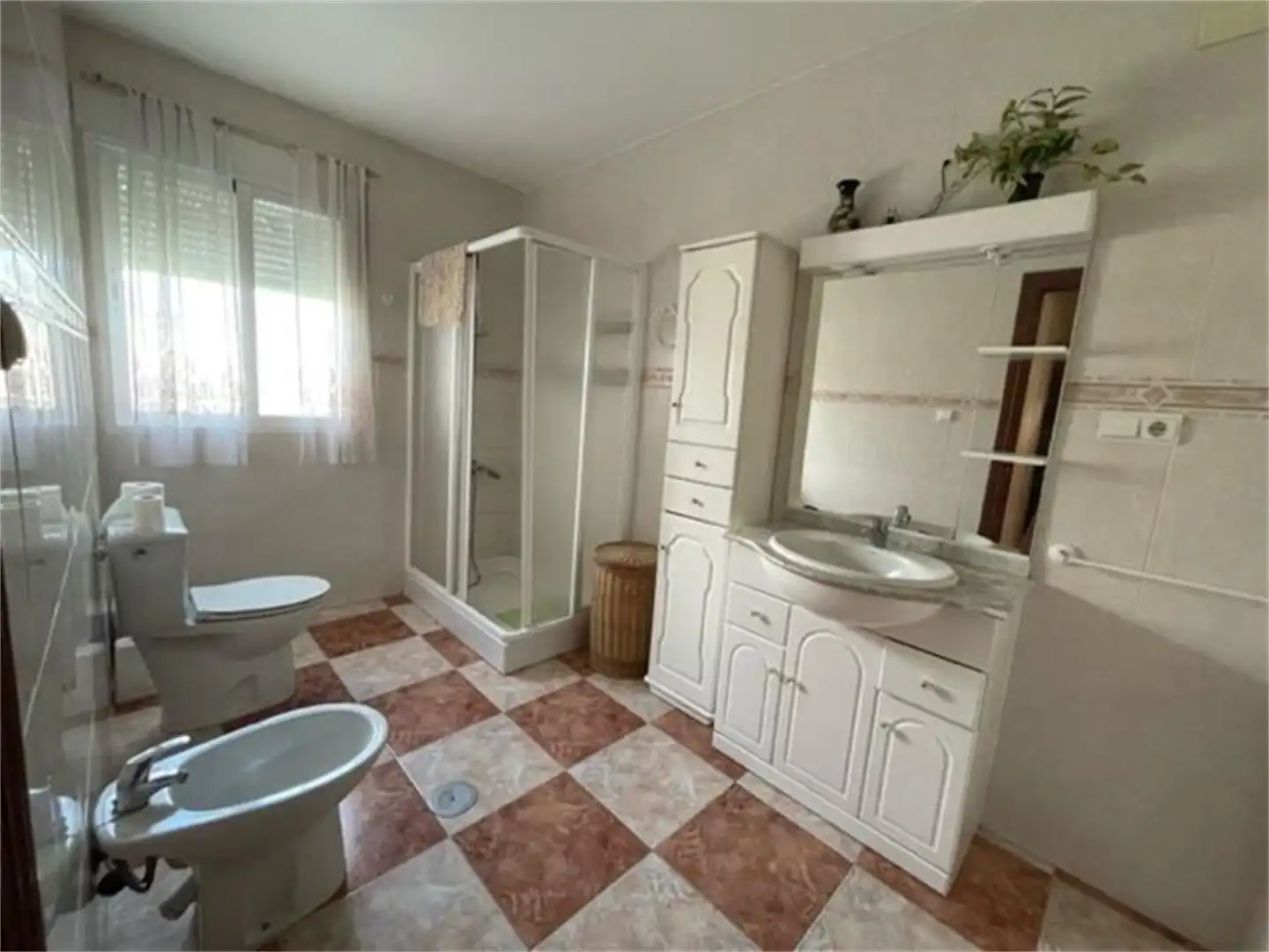 Casa o xalet en venda a Calle Doña Luisa Villanova, Polideportivo Bany de Casa o xalet en venda en Alhendín amb Terrassa
