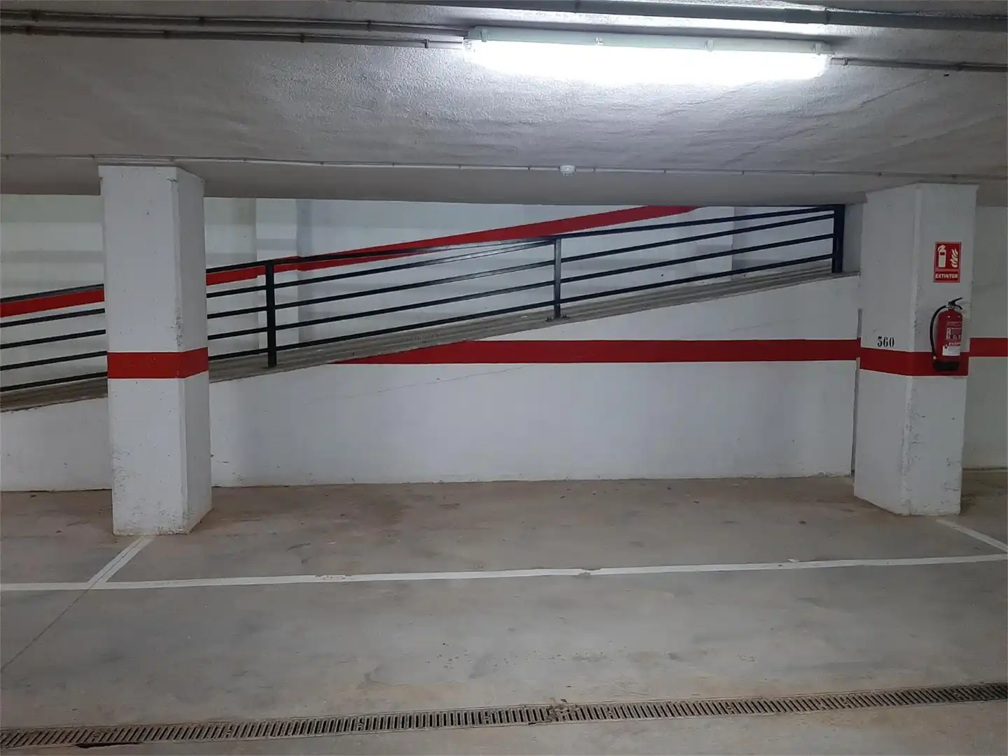 Garaje de alquiler en Avenida Central, 10, Marina Trebol - Neptuno Parking de Garaje de alquiler en Oropesa del Mar / Orpesa