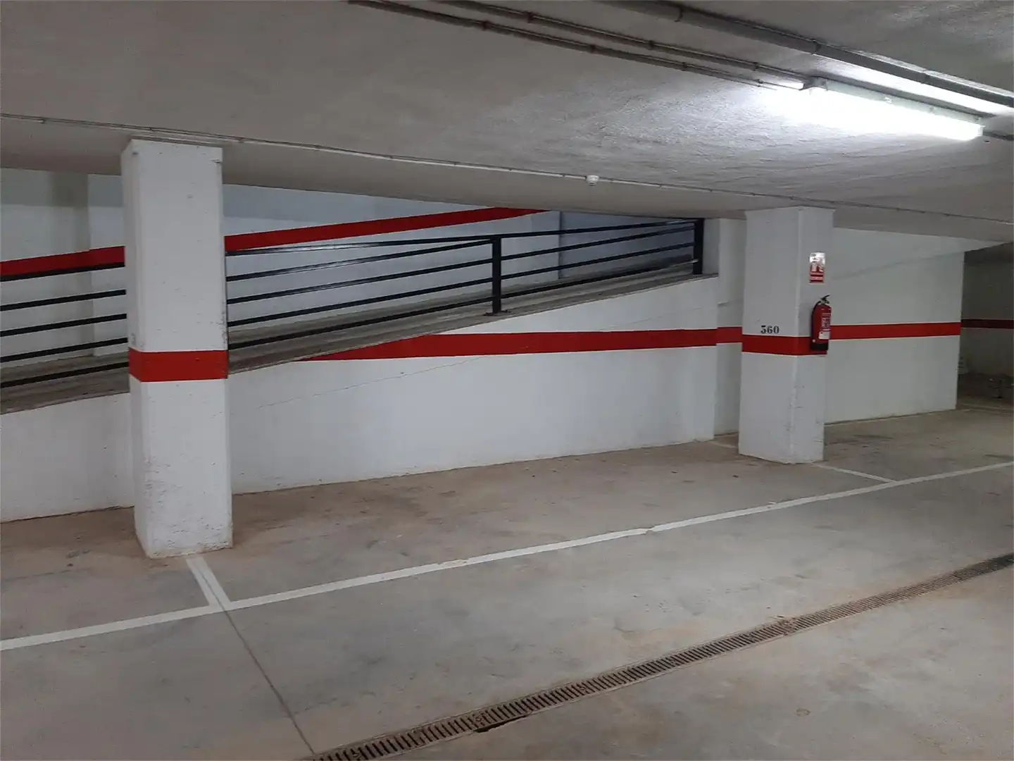 Garaje de alquiler en Avenida Central, 10, Marina Trebol - Neptuno Parking de Garaje de alquiler en Oropesa del Mar / Orpesa