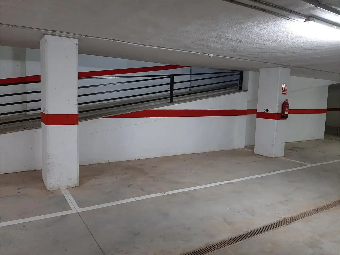 Garaje de alquiler en Avenida Central, 10, Marina Trebol - Neptuno Parking de Garaje de alquiler en Oropesa del Mar / Orpesa
