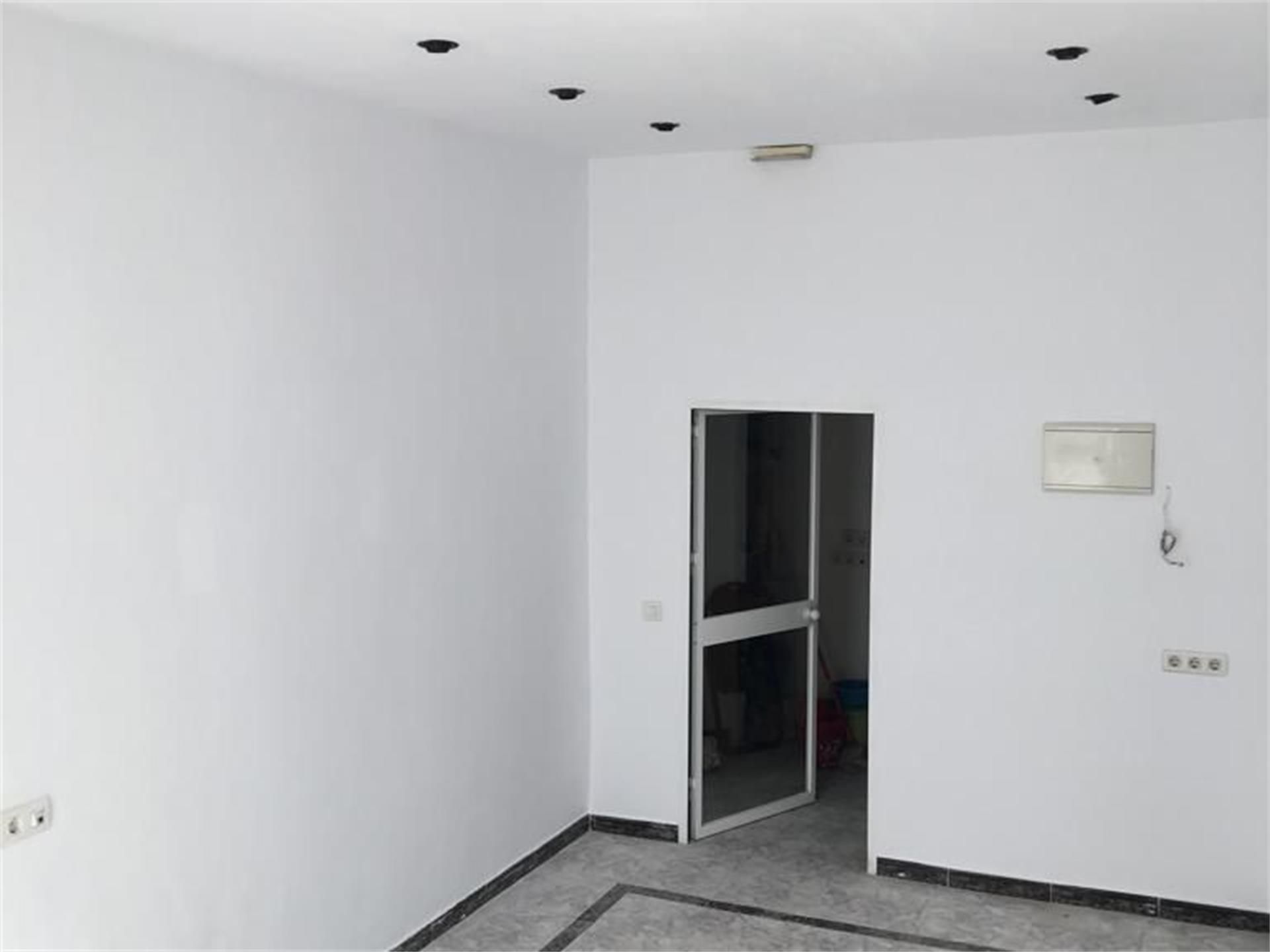 Premises for sale in  Cádiz Capital