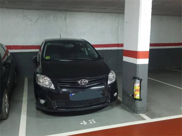 Garaje en Venta en Carrer de l'Equador en Barri de les Corts