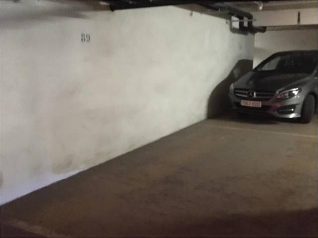 Garaje en Alquiler en Plaza del Deporte en Aiete