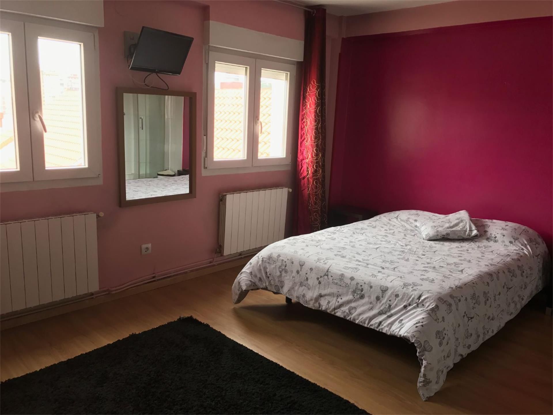 Bedroom of Flat for sale in Santander  with Heating, Parquet flooring and Furnished