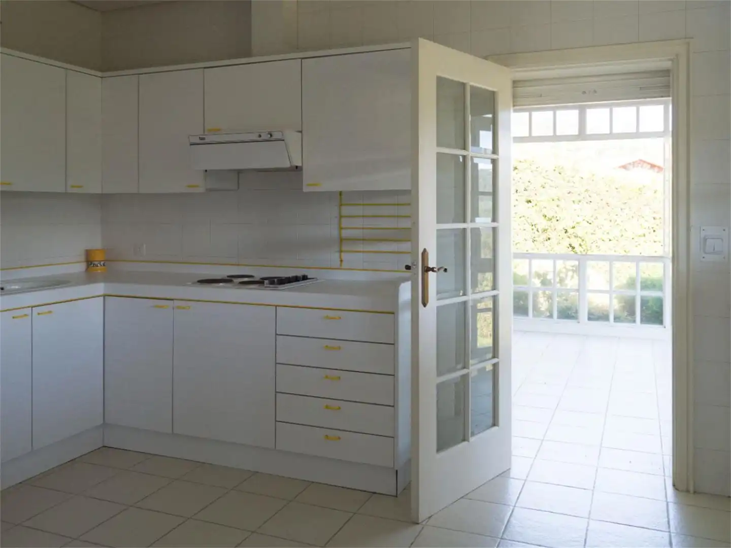 Casa o xalet en venda a Rúa E. Ramirás, 96, San Rosendo Cuina de Casa o xalet en venda en Ourense Capital amb Terrassa