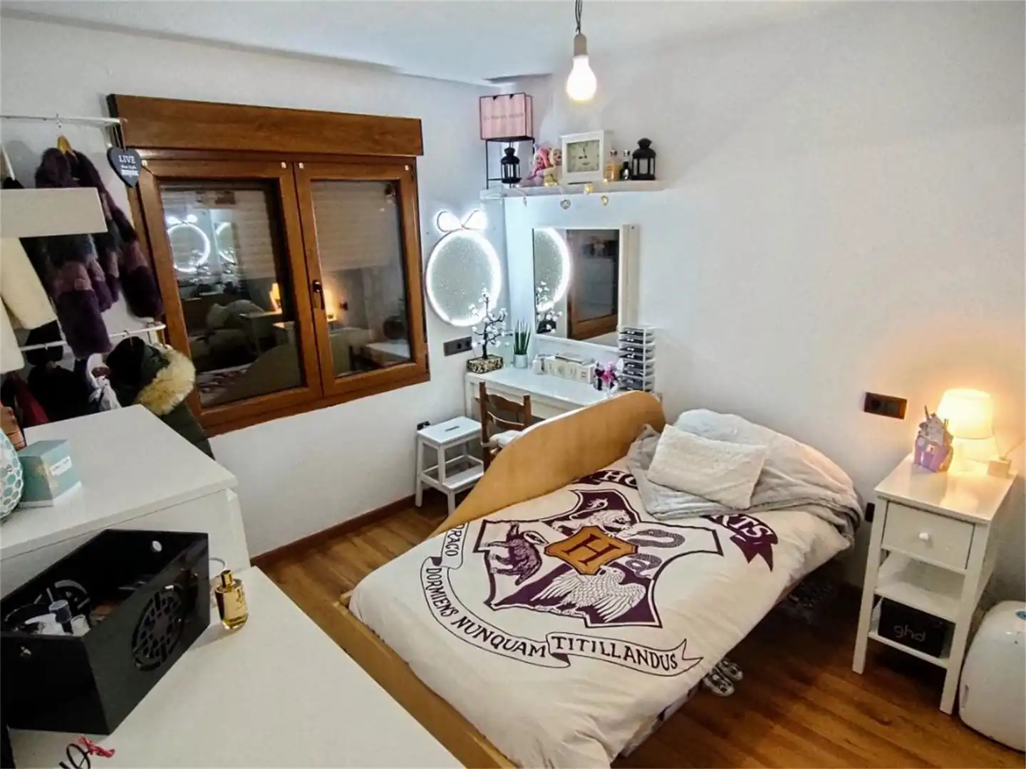 Habitación de Casa o chalet en venta en Avilés con Terraza y Balcón