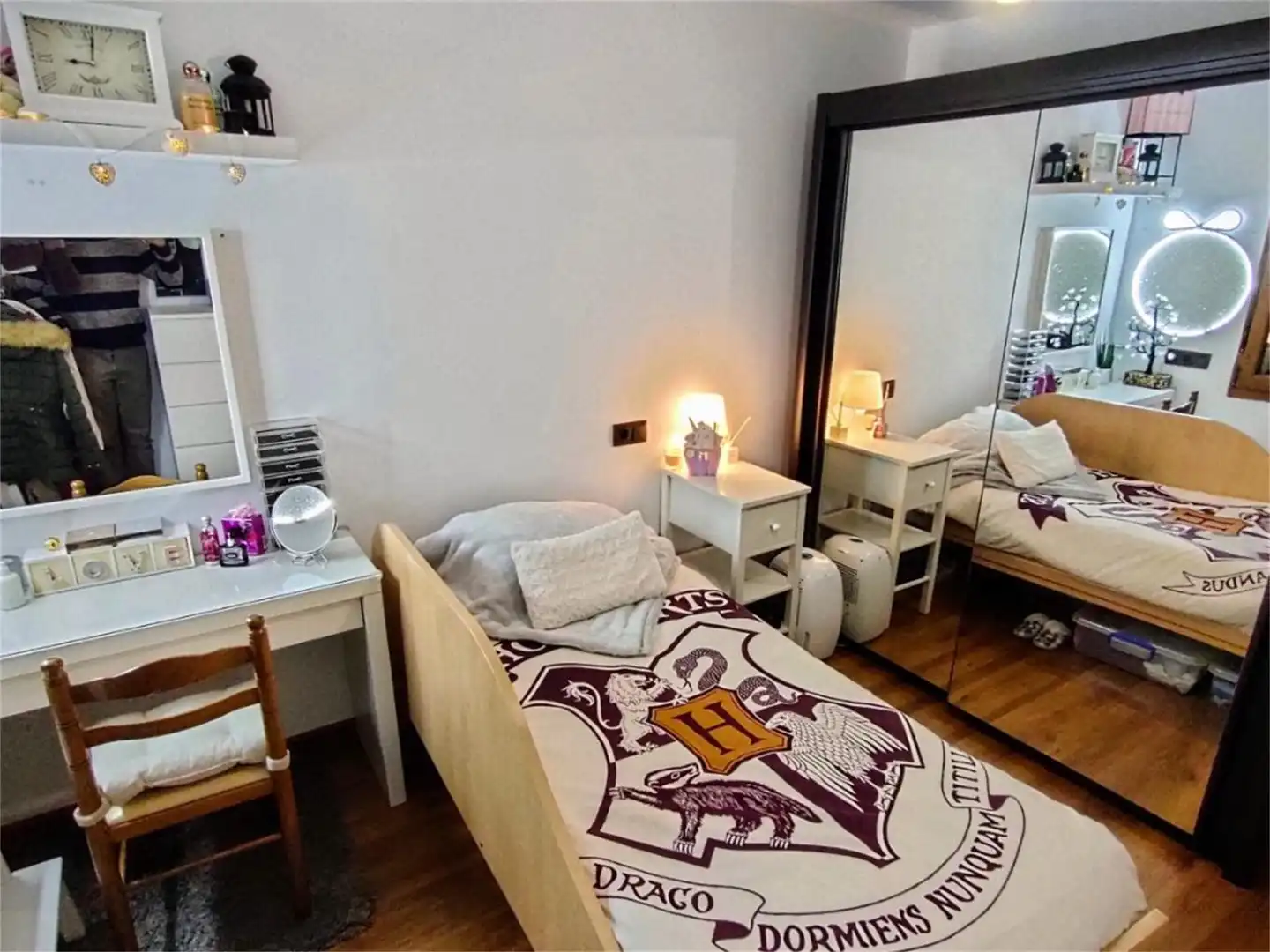 Habitación de Casa o chalet en venta en Avilés con Terraza y Balcón