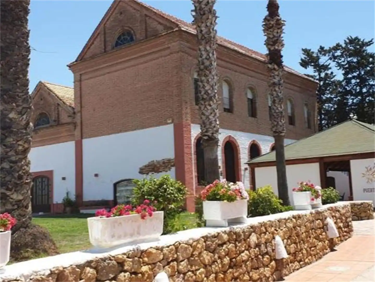 Finca rústica en venda a Calle Alonso Terrón, Motril ciudad Vista exterior de Finca rústica en venda en Motril amb Jardí privat, Terrassa i Traster
