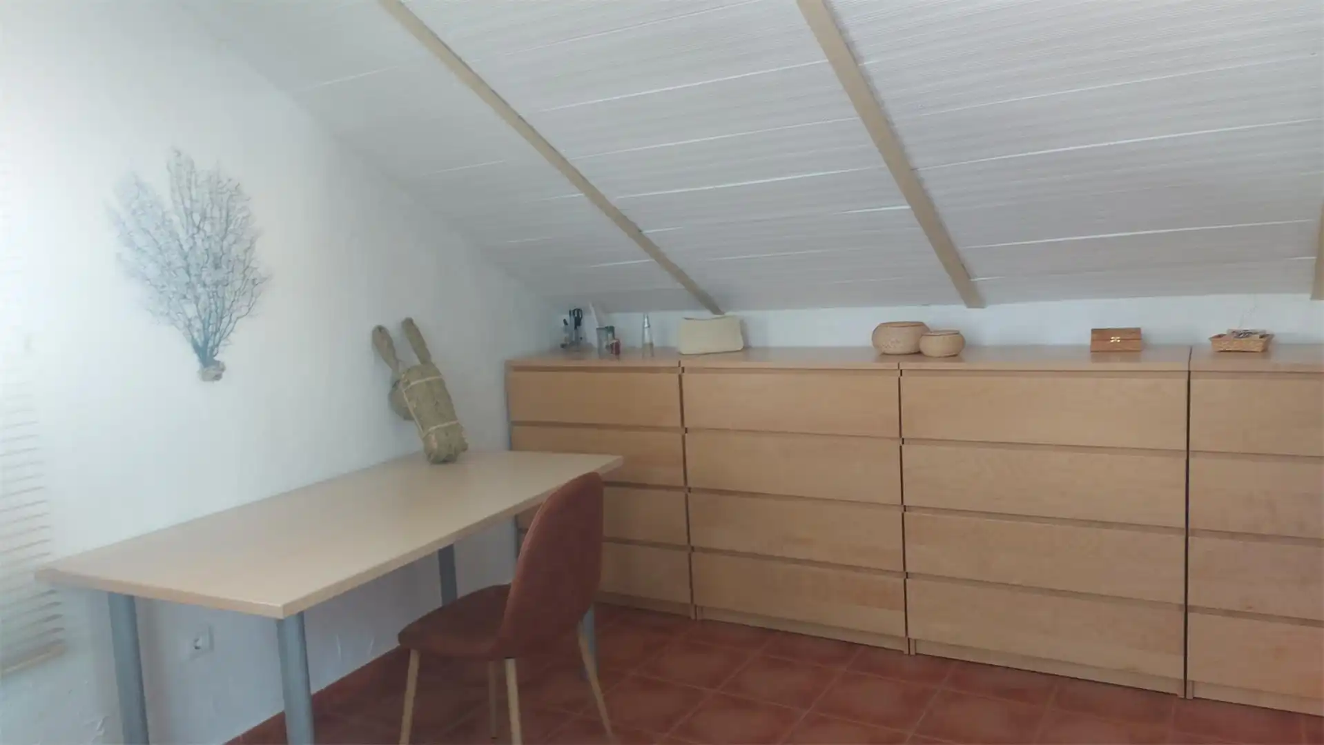 Einfamilien-Reihenhaus zum Verkauf in Avenida de Los Callejones, 15, Ubrique Schlafzimmer von Einfamilien-Reihenhaus zum Verkauf in Ubrique mit Klimaanlage, Terrasse und Balkon