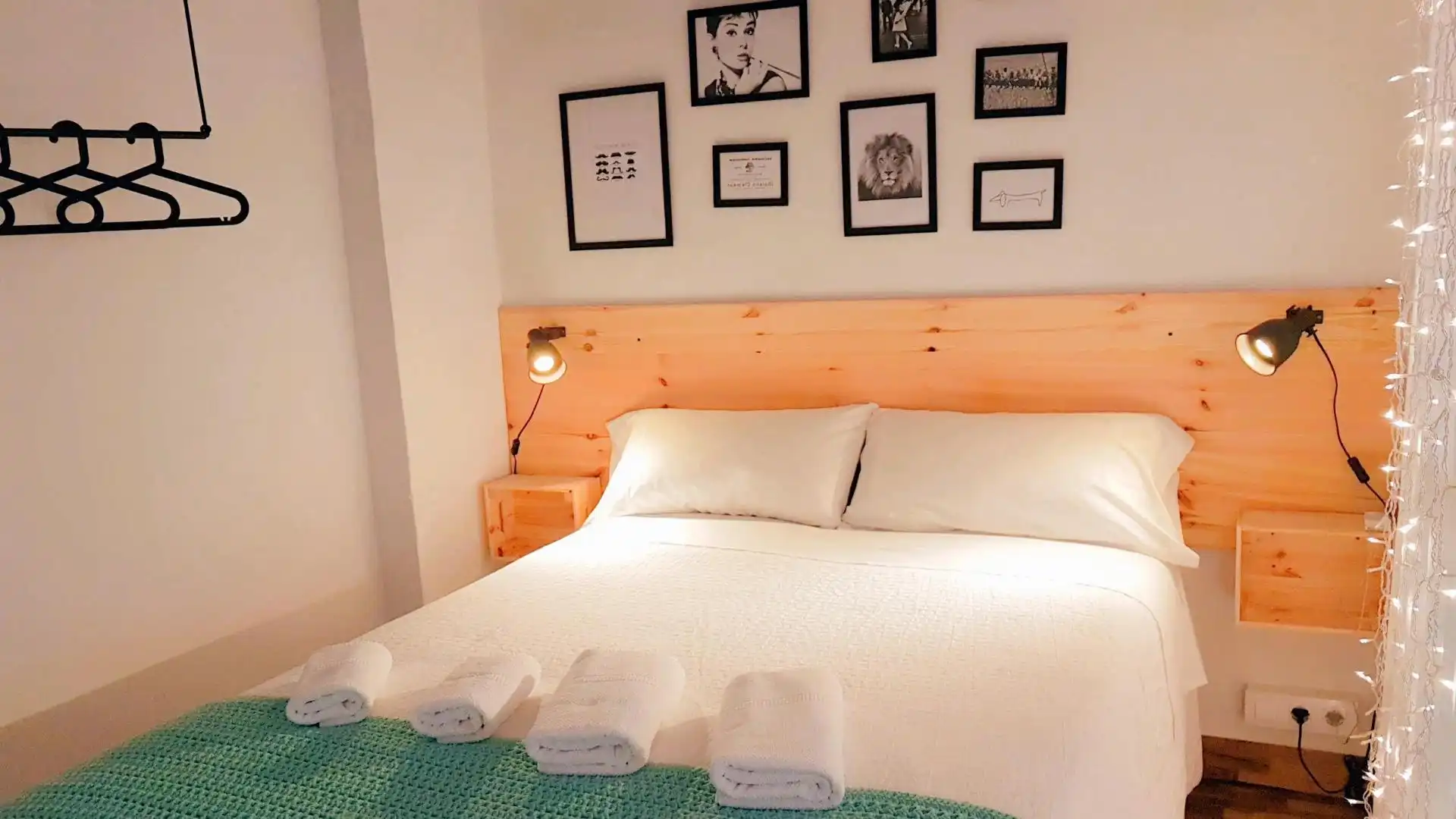 Einfamilien-Reihenhaus zum Verkauf in Avenida de Los Callejones, 15, Ubrique Schlafzimmer von Einfamilien-Reihenhaus zum Verkauf in Ubrique mit Klimaanlage, Terrasse und Balkon