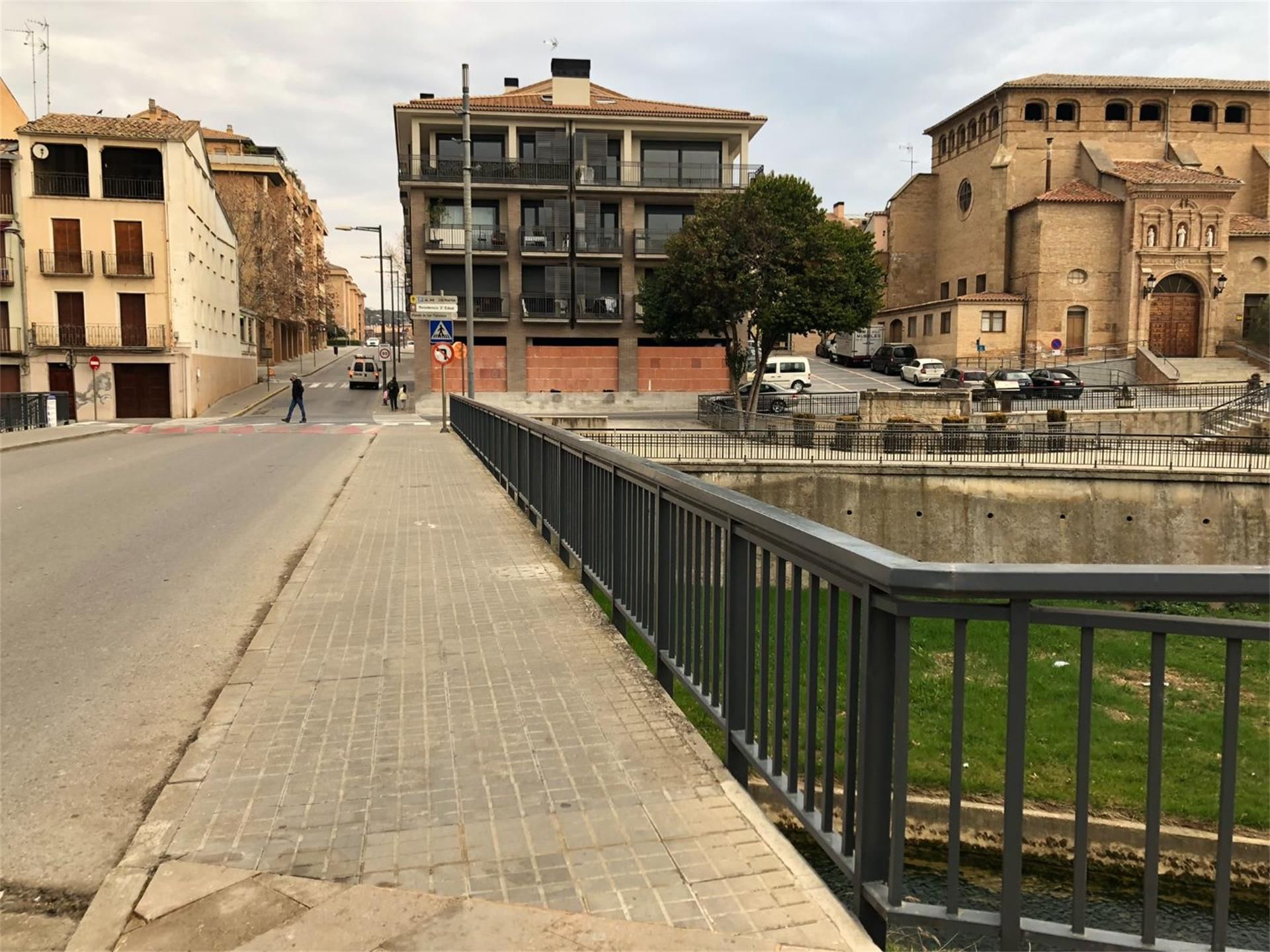 Exterior view of Premises to rent in Barbastro