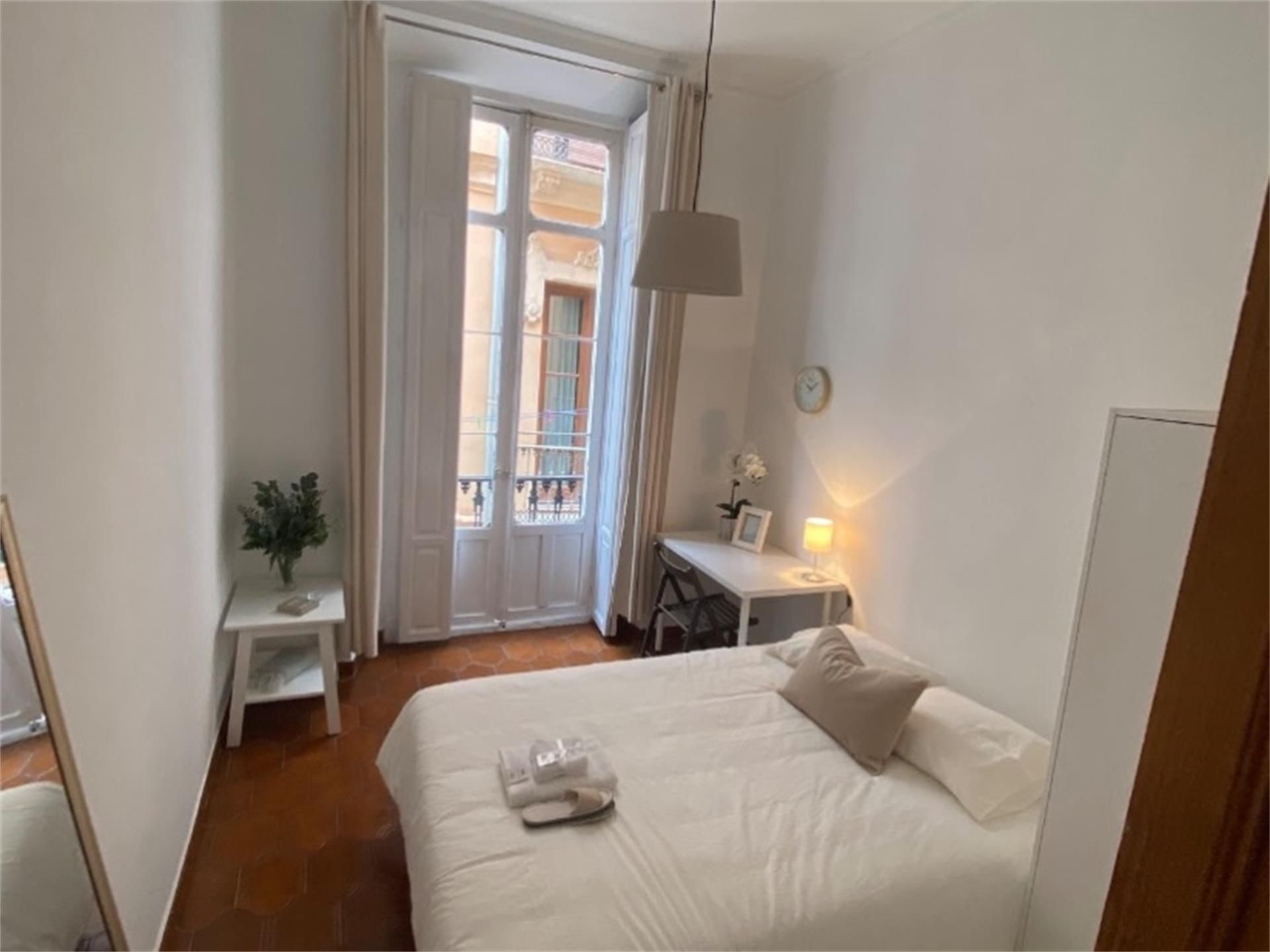 Habitación de Piso para compartir en Málaga Capital con Amueblado y Balcón