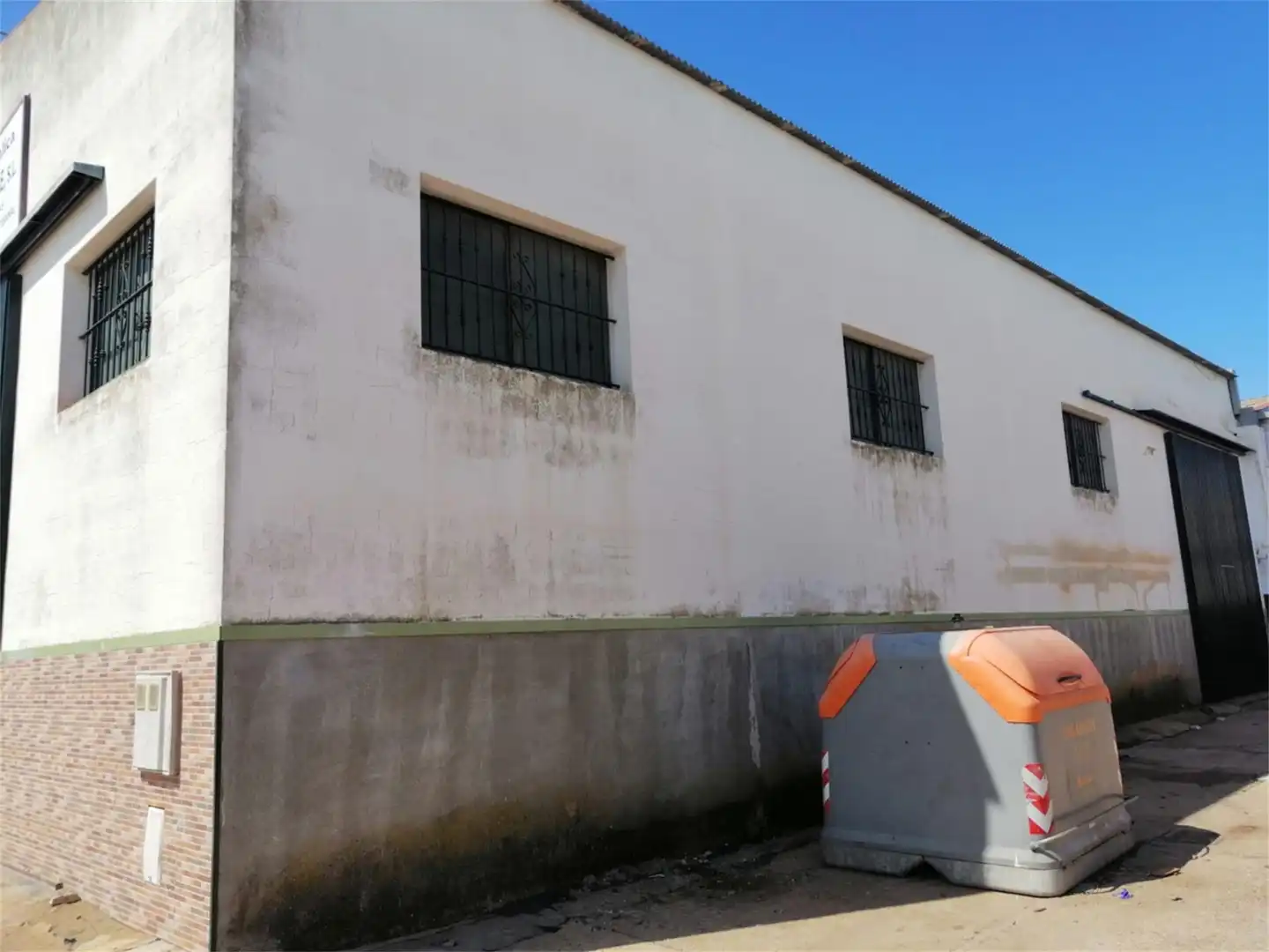 Exterior view of Industrial buildings for sale in Punta Umbría