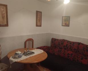 Sala d'estar de Casa adosada en venda en Piedrabuena