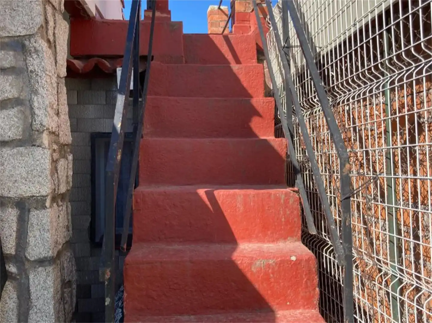 Casa o chalet en venta en Calle Burguillos de Toledo, Escalona Vista exterior de Casa o chalet en venta en Escalona con Aire acondicionado y Terraza