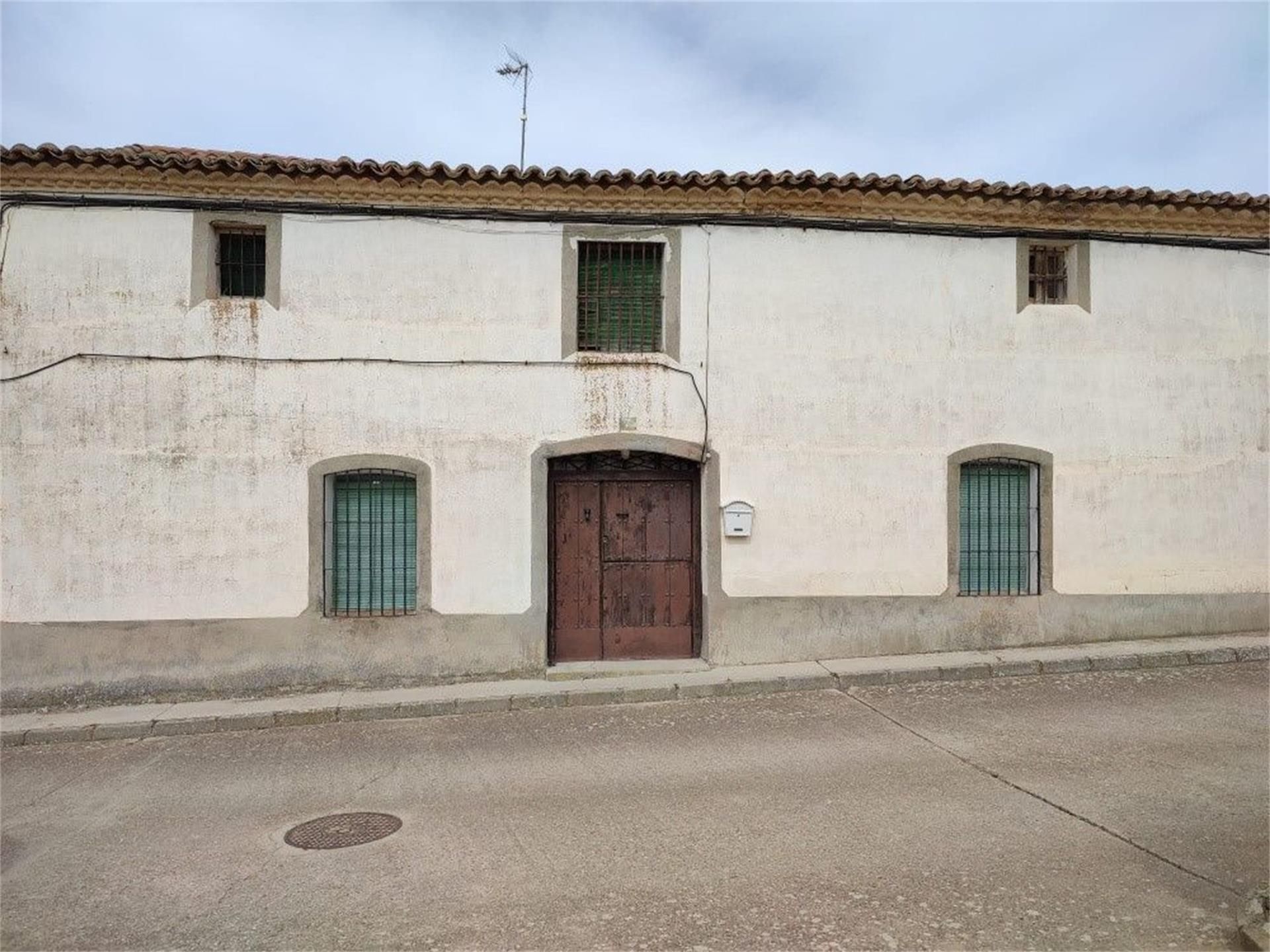 Vista exterior de Planta baixa en venda en Vega de Valdetronco amb Traster i Moblat