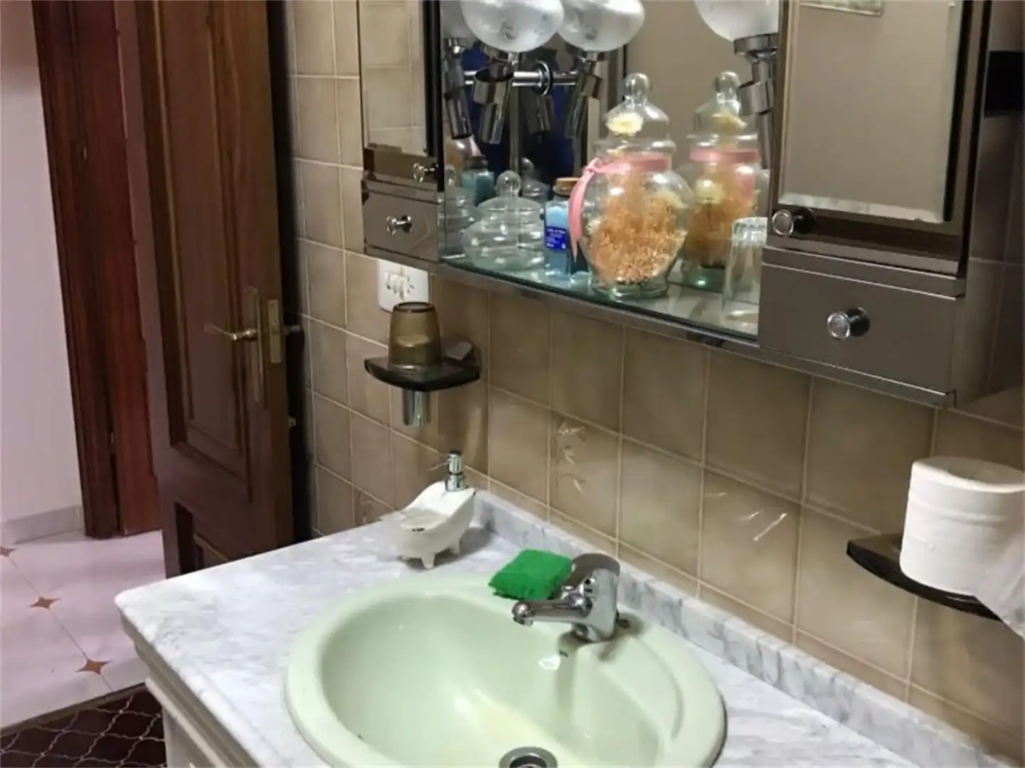 Casa adosada en venta en Calle Núñez de Balboa, Miajadas Baño de Casa adosada en venta en Miajadas con Terraza y Balcón