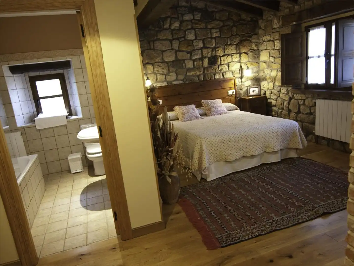 Casa o xalet en venda a Barrio Arroyo, 63, Las Rozas de Valdearroyo Dormitori de Casa o xalet en venda en Las Rozas de Valdearroyo amb Calefacció, Jardí privat i Parquet